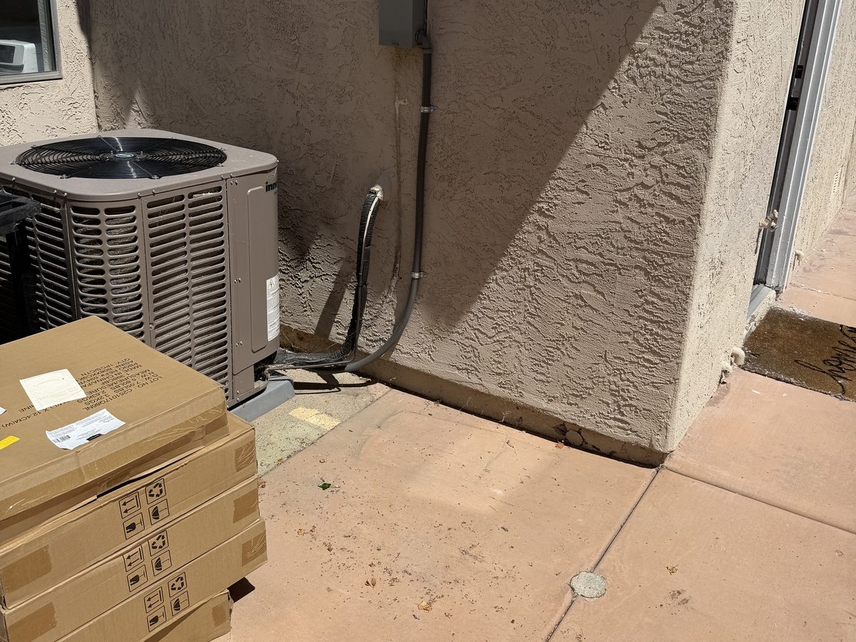 The same side yard walkway cleared and walkable, after